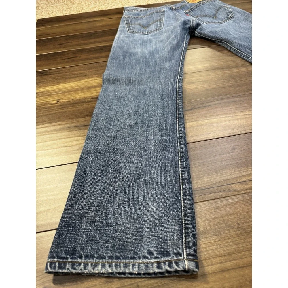 Vtg Y2K Levi 501 Jeans Mens 33x32 Blue Medium Wash Denim Button Fly Straight Leg